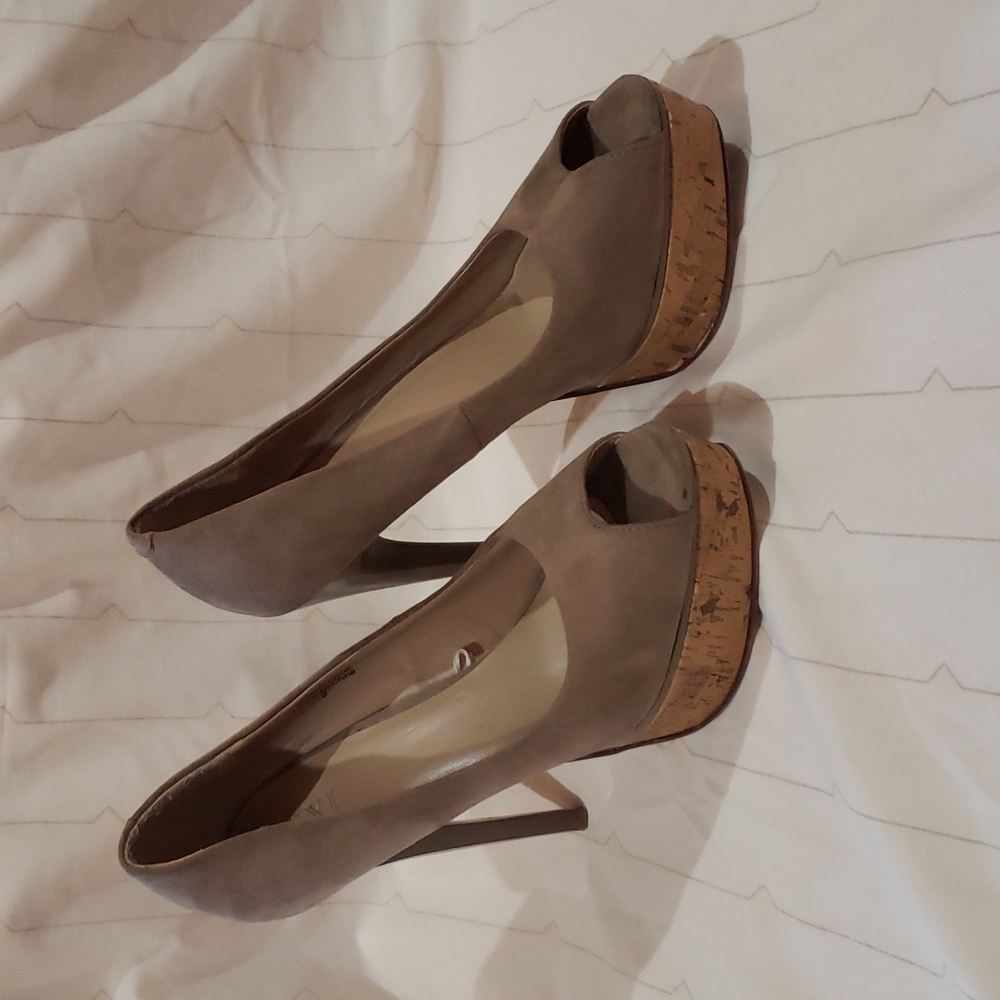 XXI Heels Sz 8